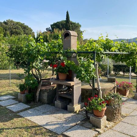 Villetta Di Rosa Procchio  Luaran gambar
