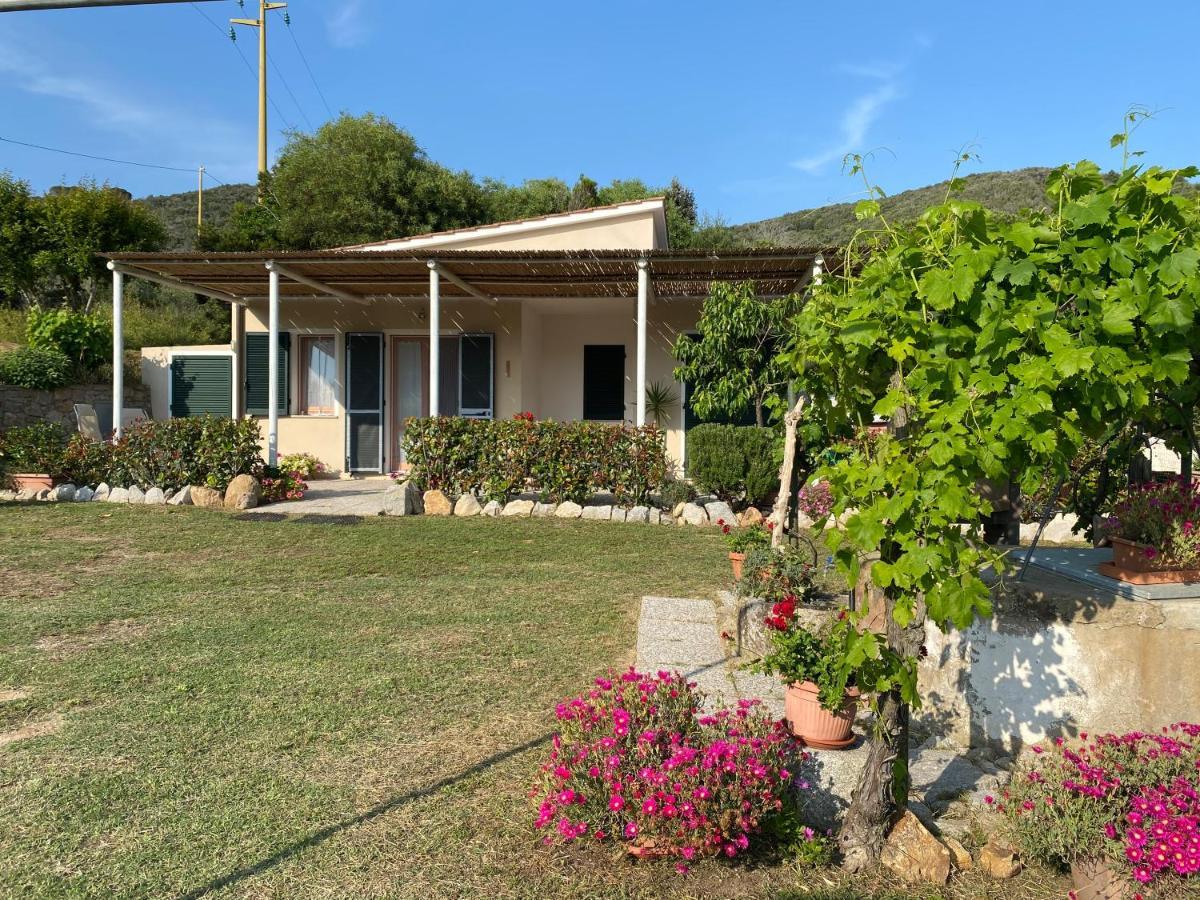 Villetta Di Rosa Procchio  Luaran gambar