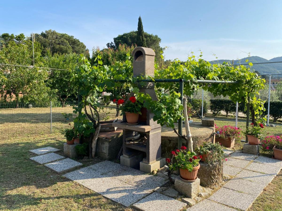 Villetta Di Rosa Procchio  Luaran gambar